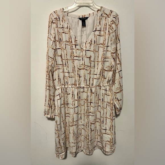 White House Black Market size 14 long sleeve Cream Brown Geometric Dress - Picture 4 of 5